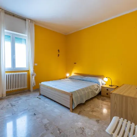 Ariosto In Apartment *